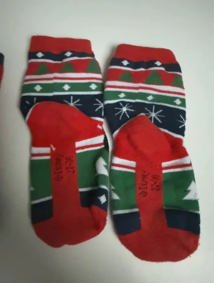 Lot de sur chaussettes chaude Mickey 27/30 - photo numéro 5