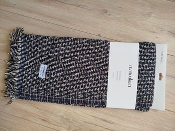 Echarpe femme Manoukian NEUVE wool collection