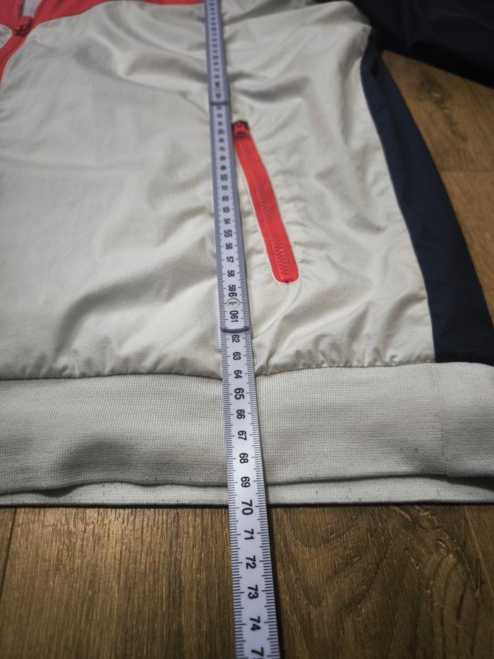 Veste a capuche Nike,coupe vent, taille L, très bon état - photo numéro 6