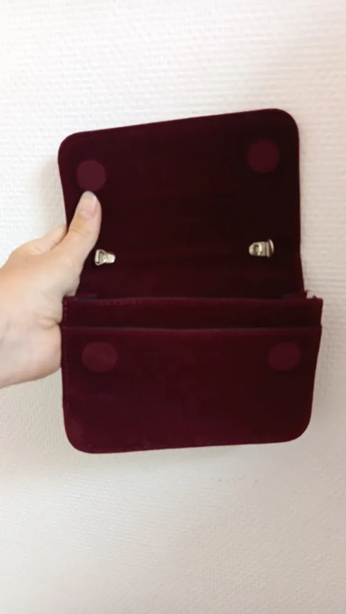 Pochette style velours bordeaux 🔸 André