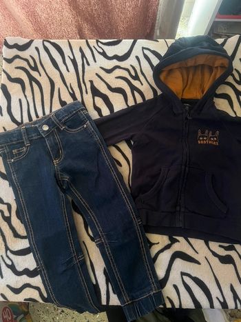 Ensemble jeans sergent major 24mois + sweet capuche kiabi 24mois
