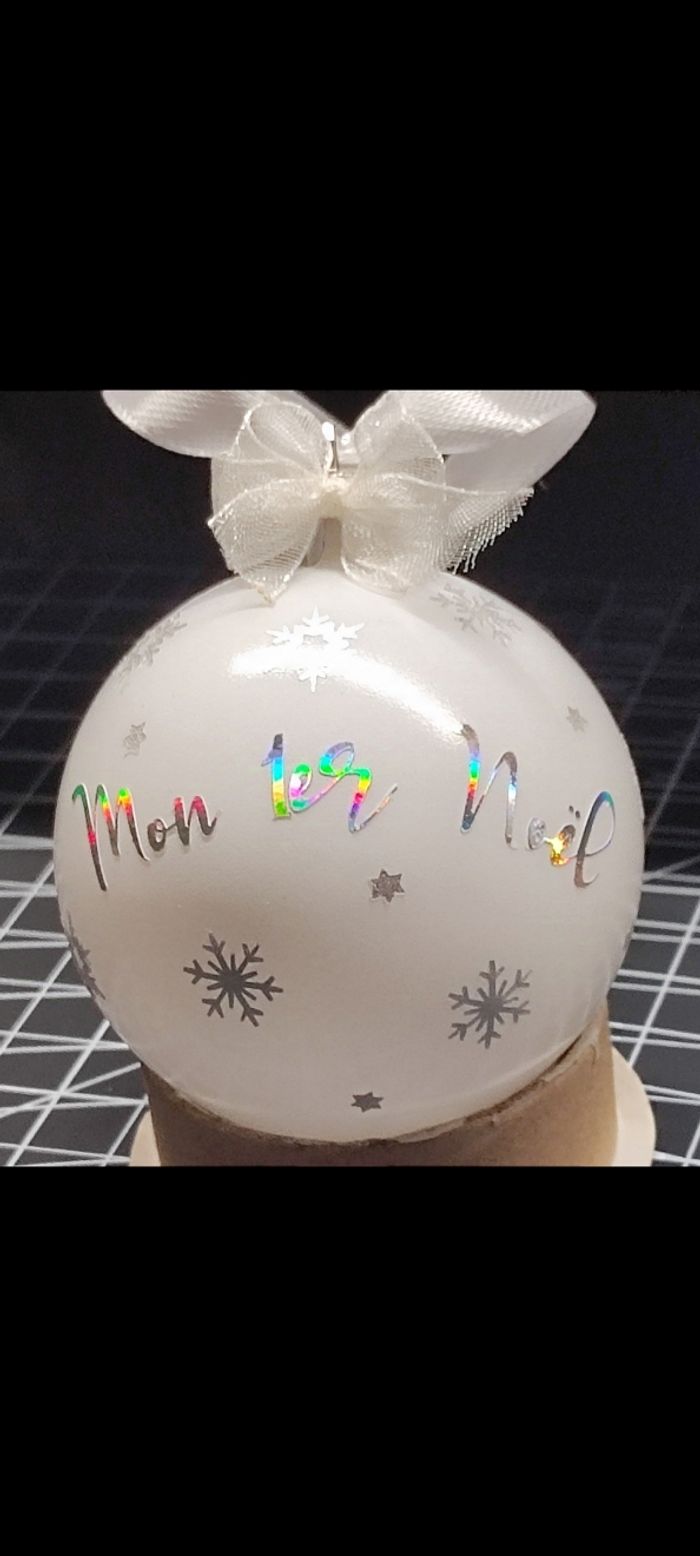 Boule de noël blanche - photo numéro 2