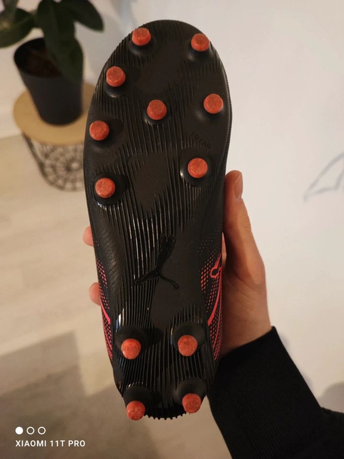 Crampon de foot Puma Taille 33 Noir et Rose - photo numéro 6