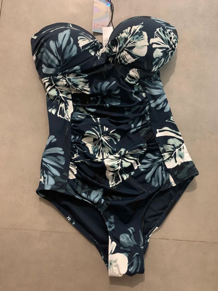Maillot de bain neuf