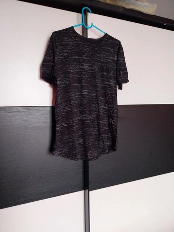 T-shirt noir