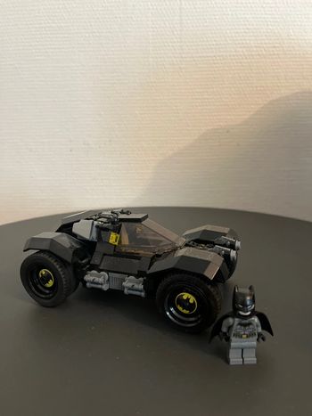 Magnifique voiture et personnage Lego Batman