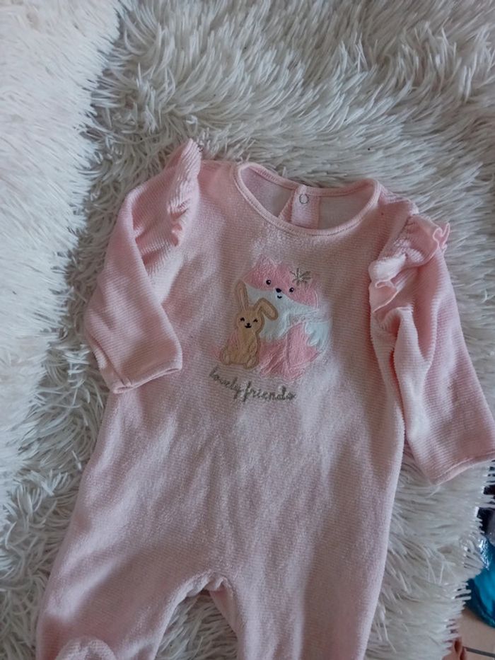 Pyjama velours 3mois 🌸🩷 - photo numéro 2
