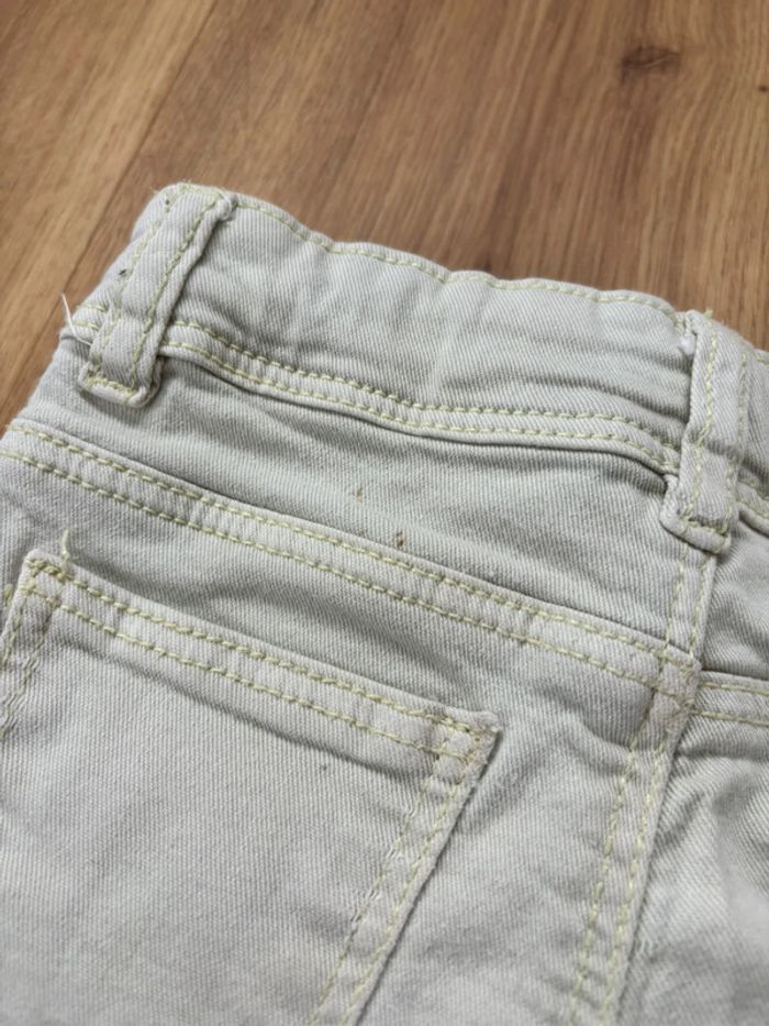 Short blanc/jaune fluo Tape-à-l’Oeil 3 ans - photo numéro 4