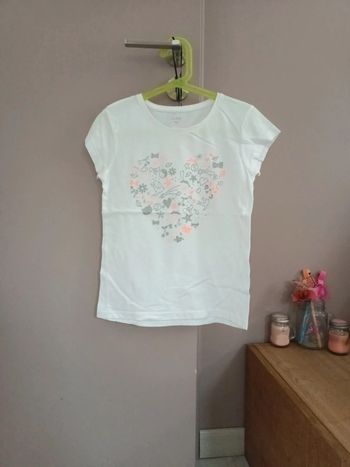 Tee-shirt coeur Kiabi taille 10 ans