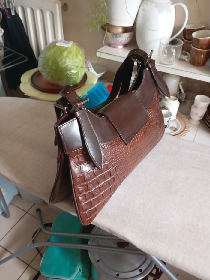 Superbe sac a main en cuir - photo numéro 2