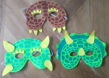 Lot masque dinosaures