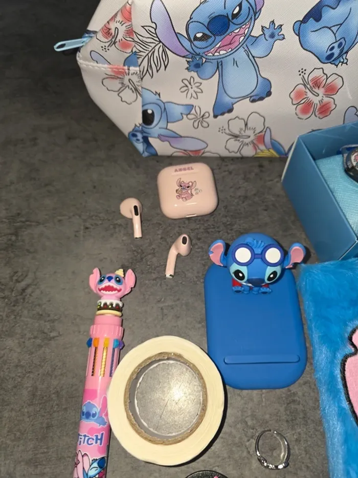 [NEUF] Lot d'accessoires Stitch - photo numéro 3
