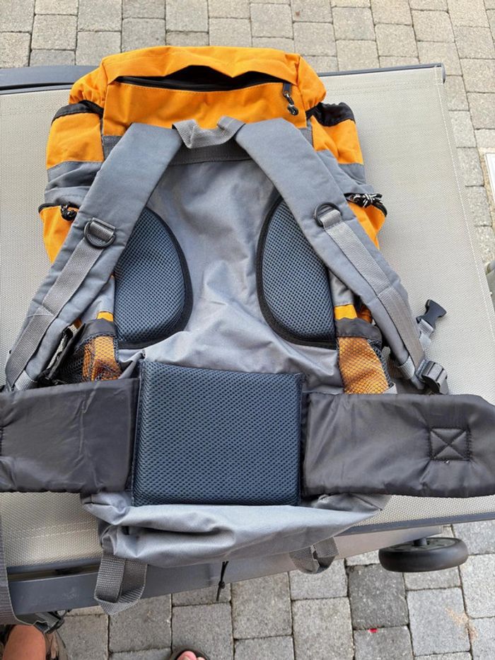 Sac de randonnée 45 l - photo numéro 2