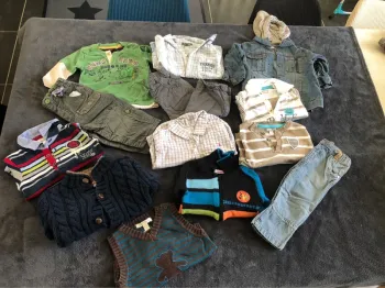 Lot vêtements bébé garçon 12 mois