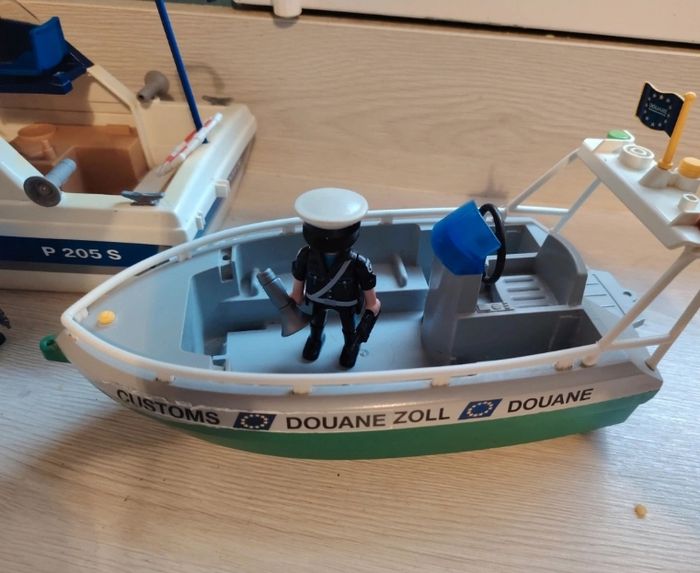Lot bateaux police playmobil - photo numéro 2