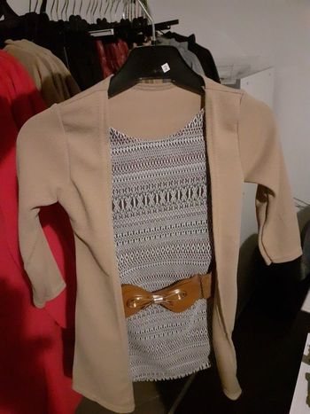 Robe + ceinture + gilet