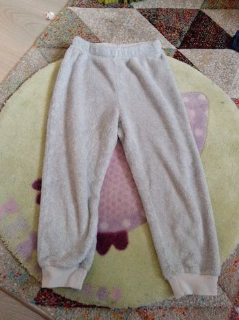 Pantalon de pyjama peluche grise 4 ans