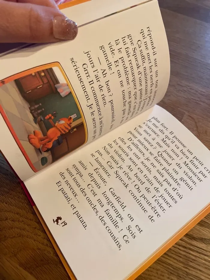 Livre La bibliothèque Rose Garfield et Cie La chasse est ouverte ! - photo numéro 7