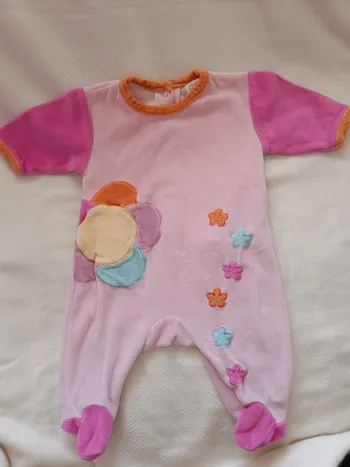 🎀 joli pyjama rose kitchoun taille 1 mois 🎀