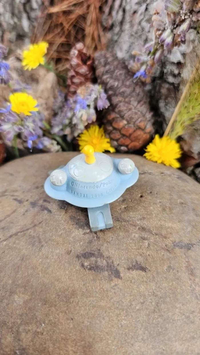 Super figurine Pokemon Nintendo finger puppet Magnezone - photo numéro 3