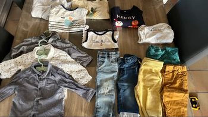 Lot vêtements 9 mois