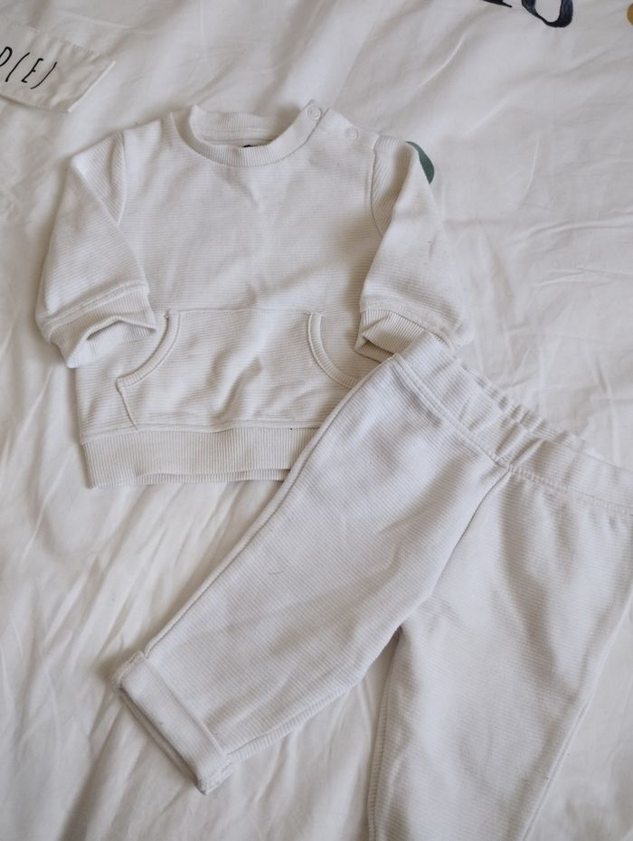 Lot vêtements - photo numéro 2