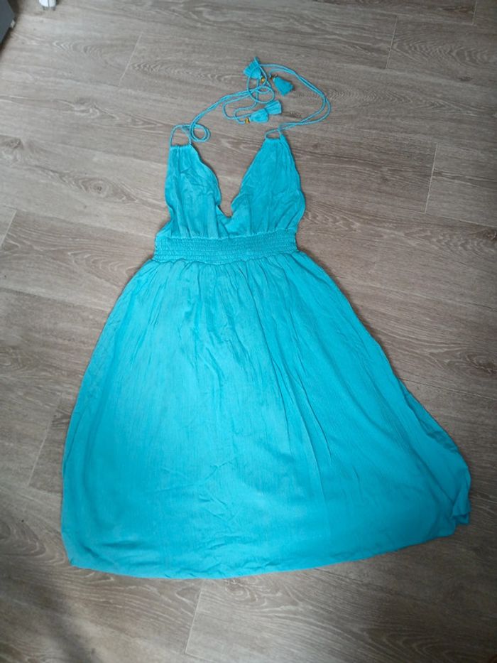 Robe d'été neuve dos nu femme taille 40