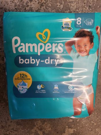 Pampers taille 8