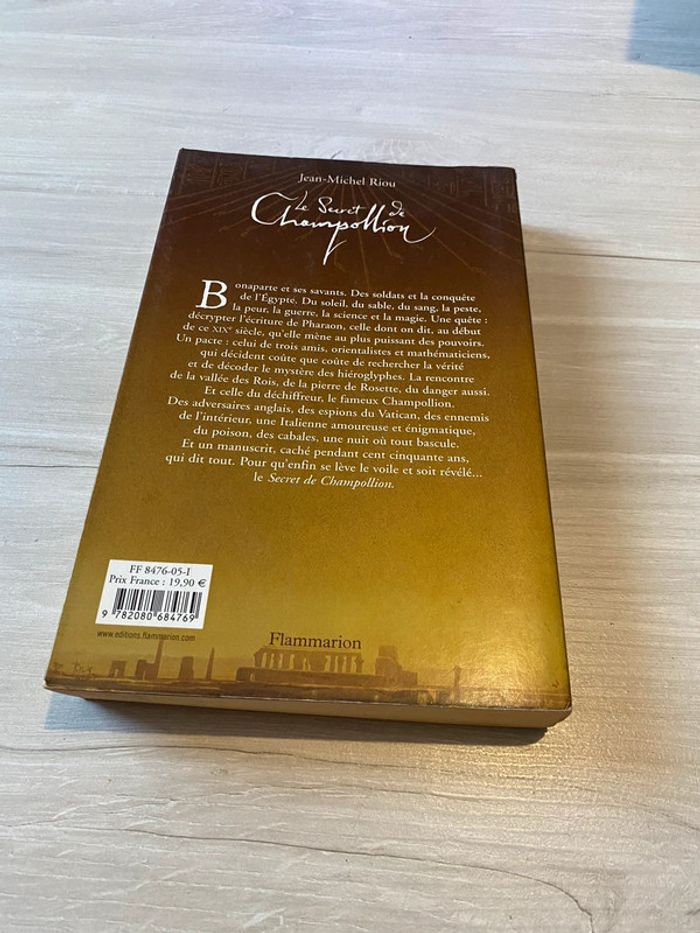 Le Secret de Champollion Par Jean-Michel Riou - photo numéro 2
