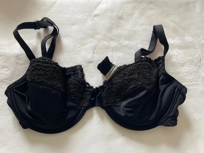Soutien gorge noir 85C