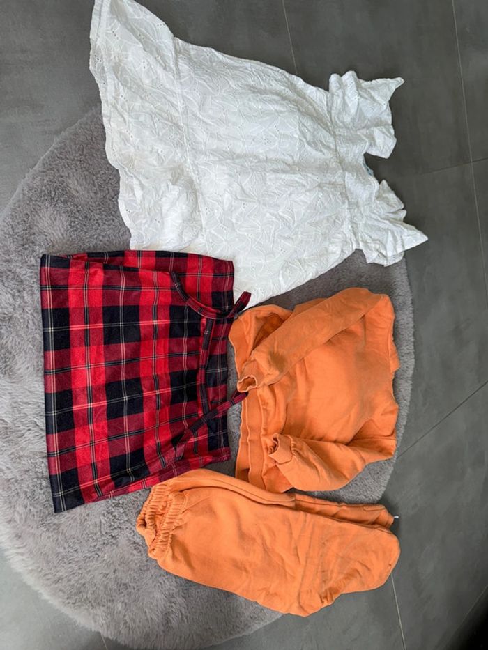 Lot vetements filles taille 110-116 - photo numéro 2