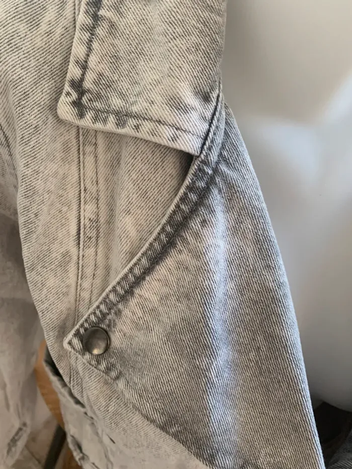 Veste jean Kiabi grise taille 36 - photo numéro 4