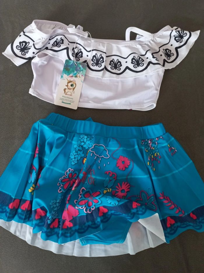 Maillot de bain 2 pièces encanto 4/5 ans - photo numéro 3