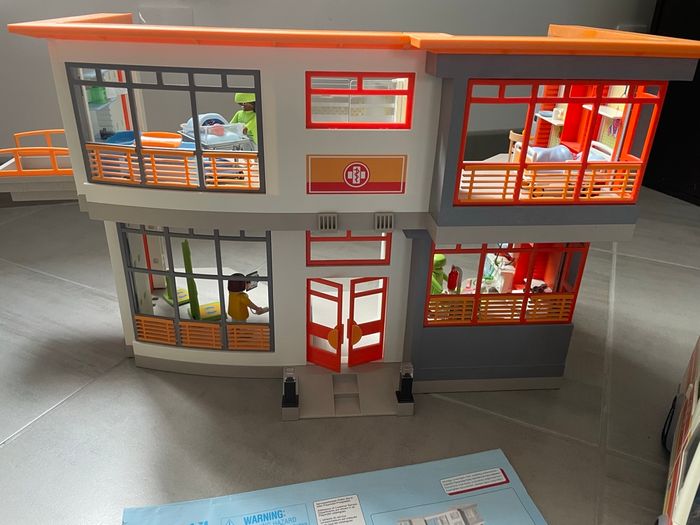 Hôpital playmobil - photo numéro 2
