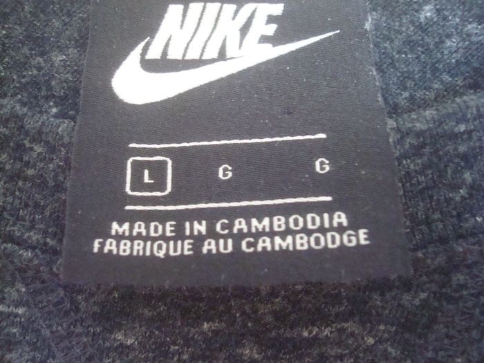 Sweat NIKE - Taille L - photo numéro 4