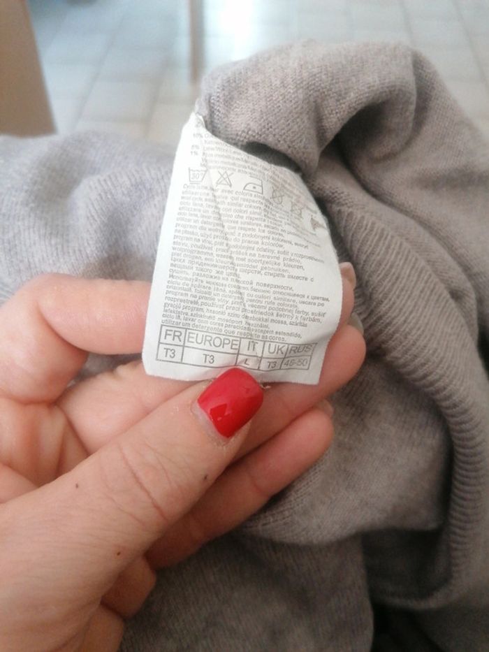 Pull taille 3 - photo numéro 3