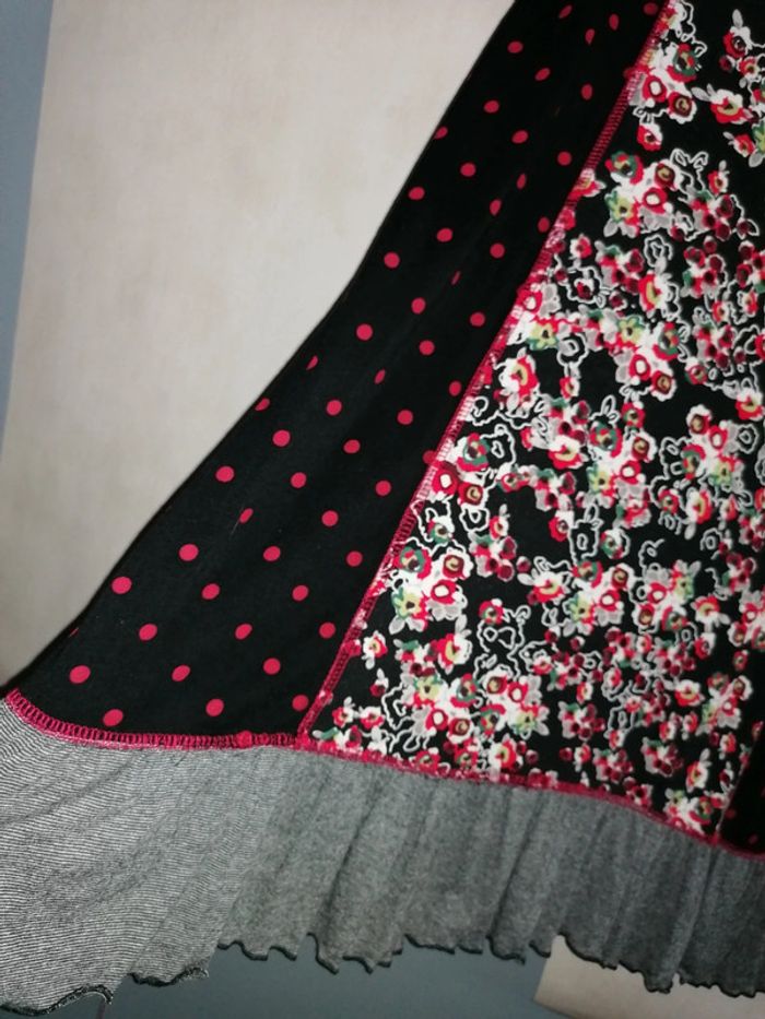 Robe été noir et rouge, fleurie et à pois, 38 - photo numéro 3