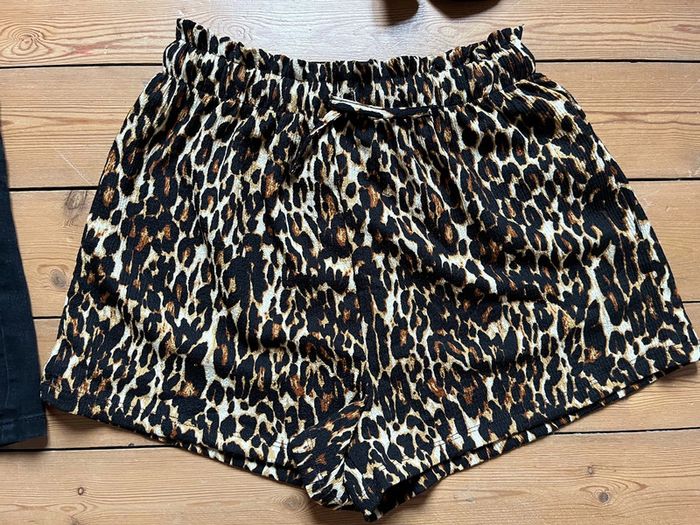 Lot de 4 shorts fille - taille 34 - photo numéro 11