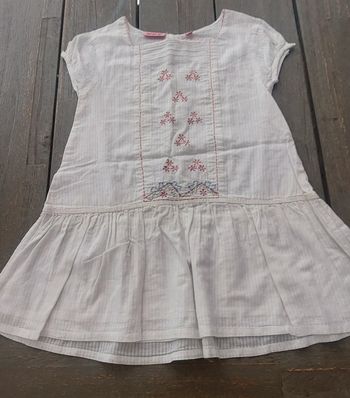 Robe blanche 6 ans