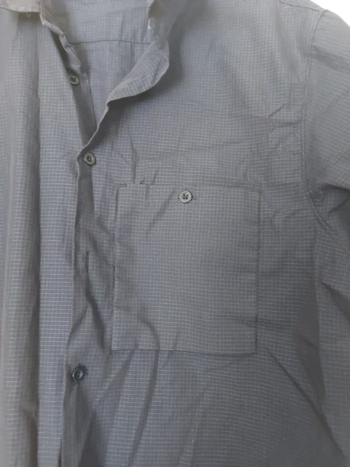 Chemise à carreaux bleu marine taille L - photo numéro 3