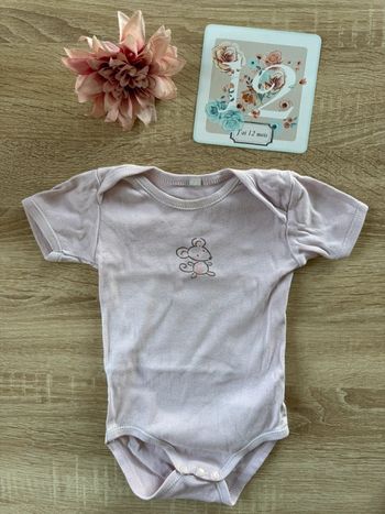 Body MC rose pale avec souris 12 mois BE