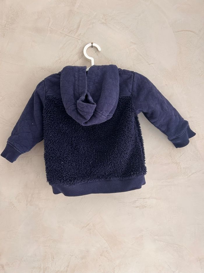 Gilet épais à capuche - photo numéro 2