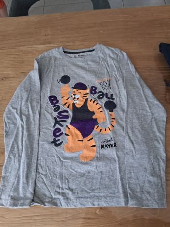 T-shirt