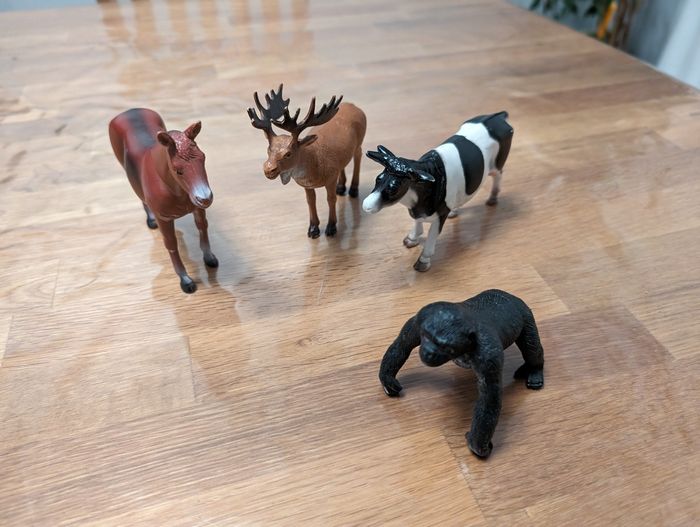 Lot 3 de 4 animaux - photo numéro 2