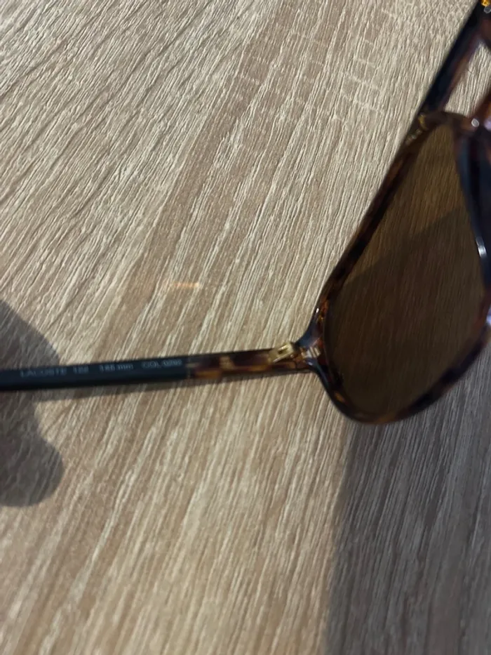 Lunettes de soleil Lacoste homme vintage - photo numéro 6