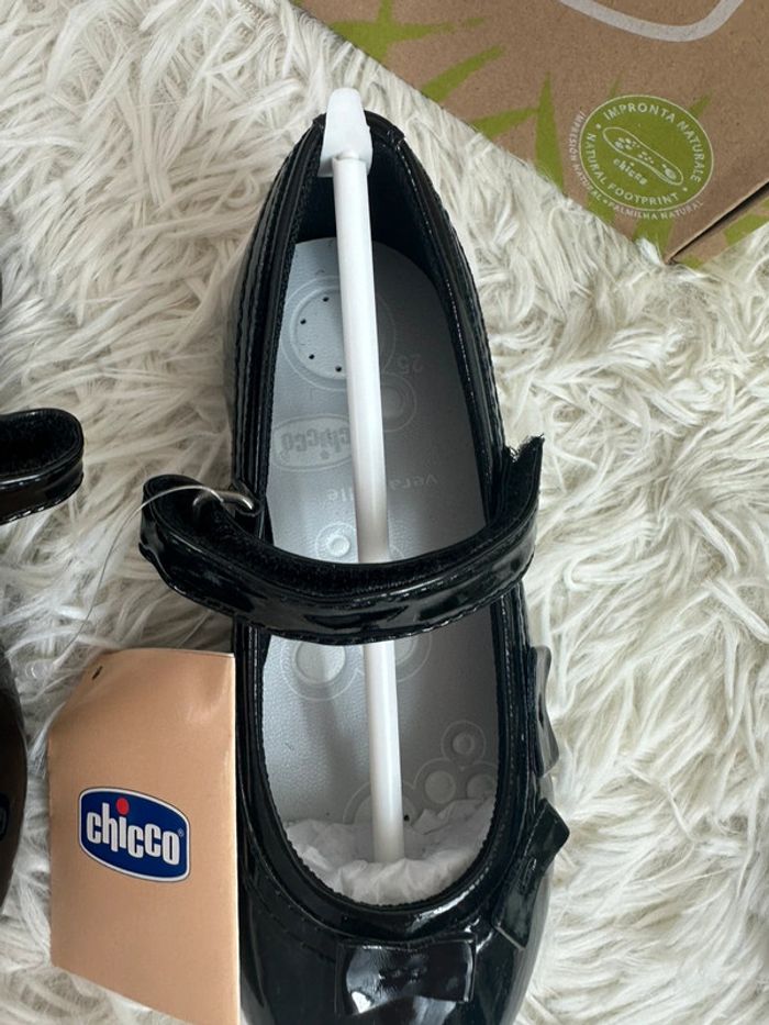 Paire de ballerines noires Chicco taille 25 - photo numéro 4
