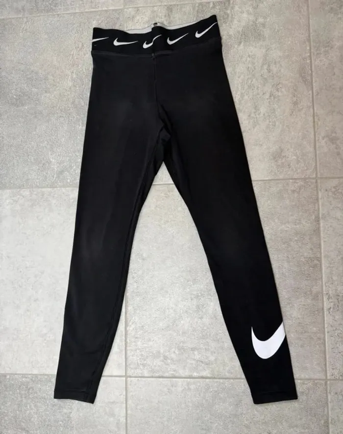Legging Nike de sport femme noir et blanc taille S - photo numéro 2