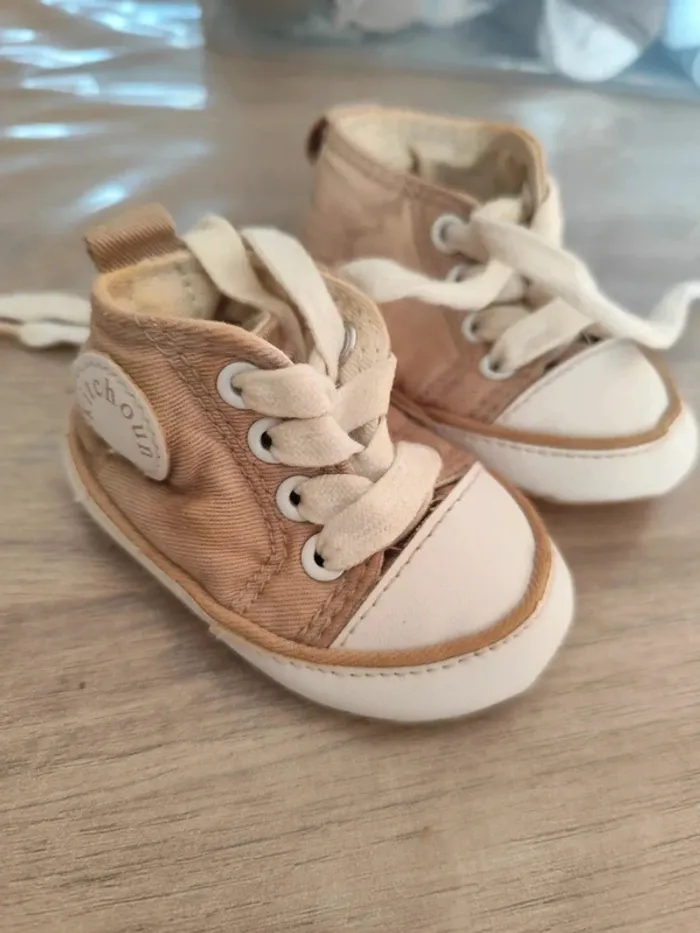 Basket montantes taille 16