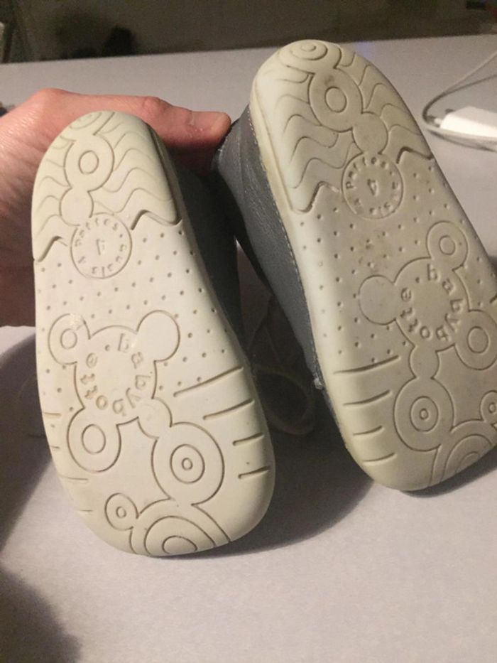 Chaussures Babybotte pointure 20 - photo numéro 3