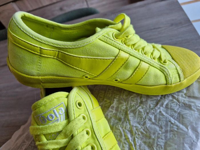 Gola fluo - photo numéro 2